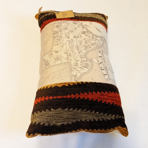 Texas throw pillow of Texas map NWT - Picture 2 of 4